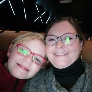 Meet your Posher, Connie